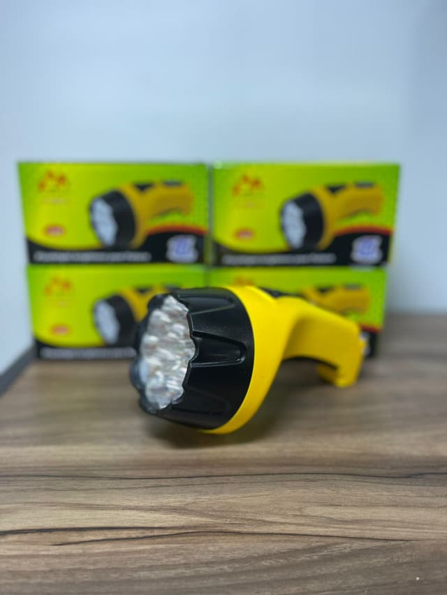 Linterna Ly-826/ms815