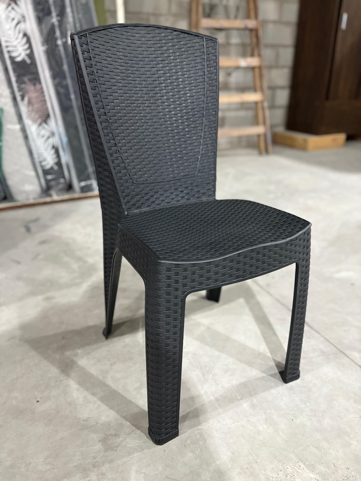 Silla de Ratan Negra